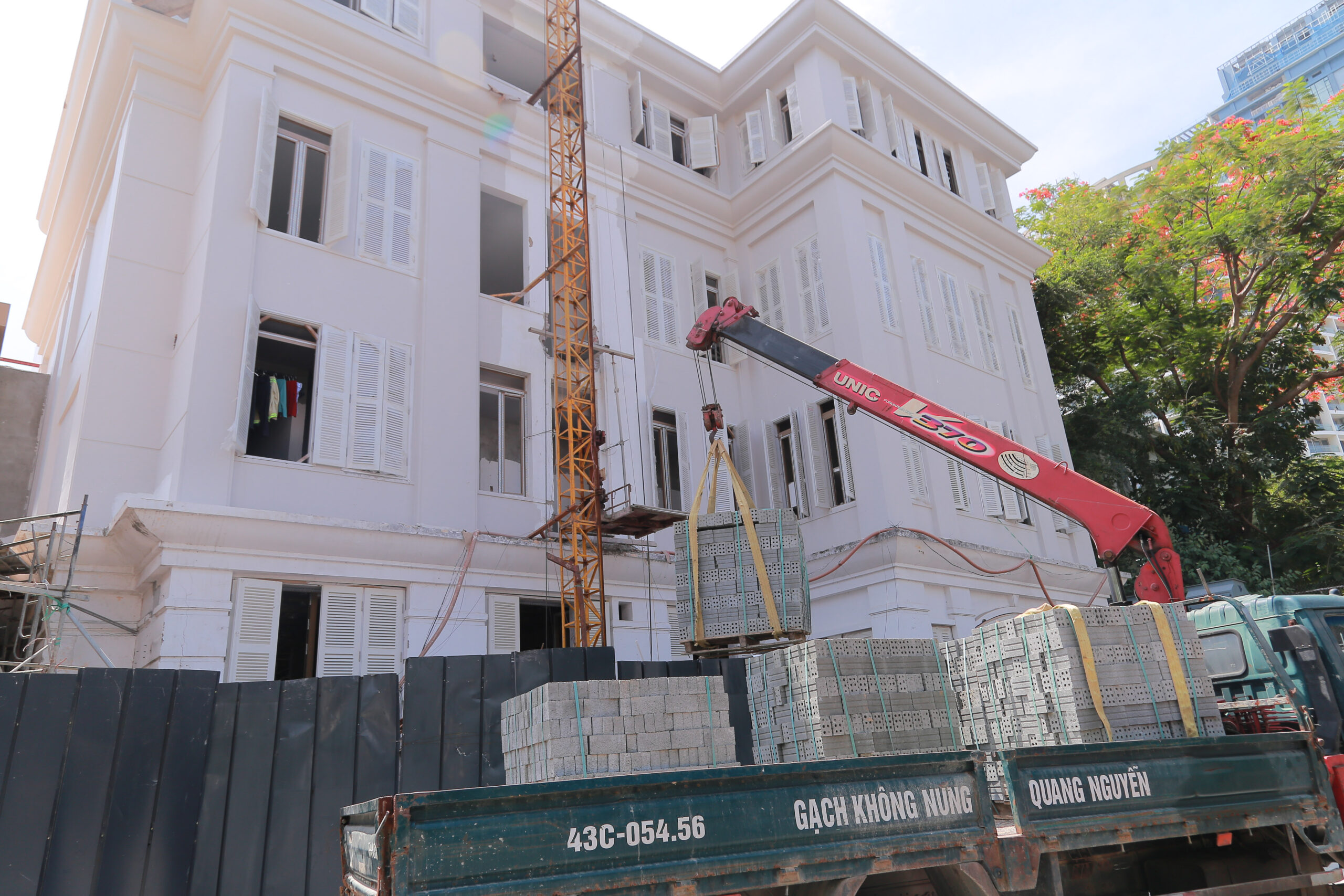Quang Nguyễn – đơn vị hàng đầu trong lĩnh vực sản xuất gạch không nung và xây dựng