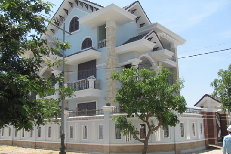 BIỆT THỰ ANH NĂM